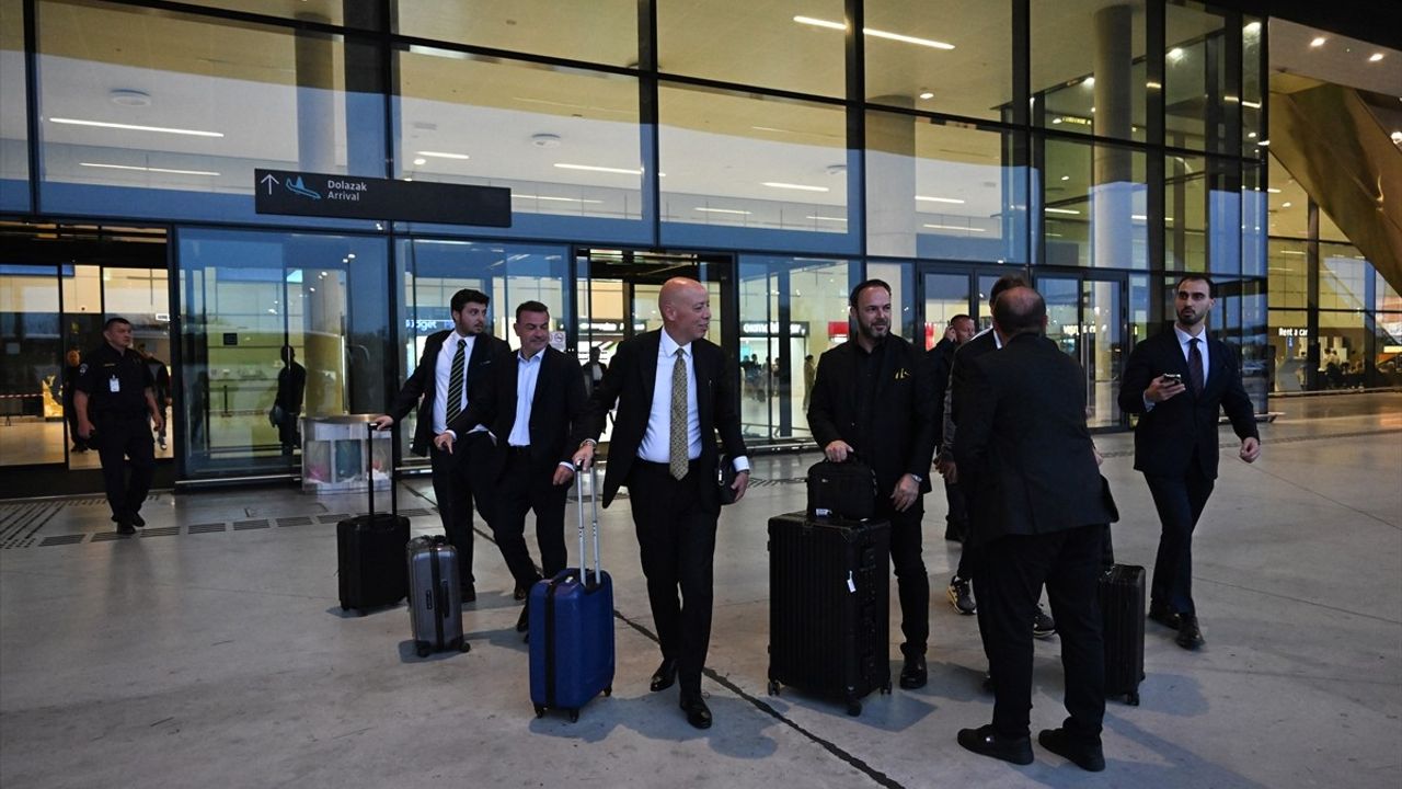 Fenerbahçe Zagreb'e geldi: Dinamo Zagreb ile yarın Avrupa Ligi maçı