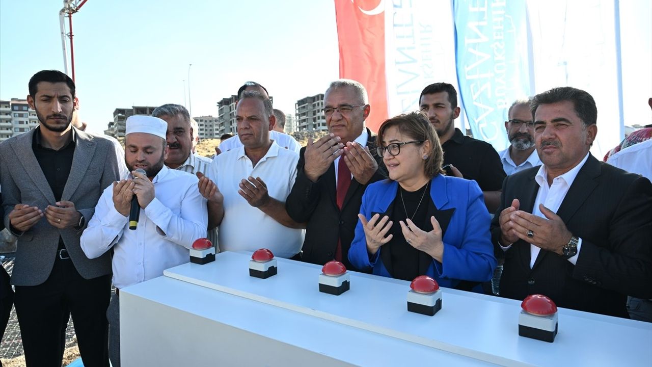Gaziantep Kuzeyşehir'de 360 konutun temeli atıldı