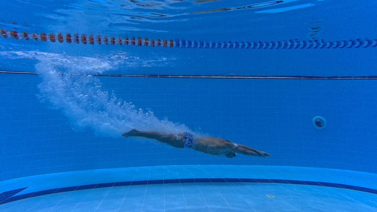 Gençler Dünya Şampiyonu Nusrat Allahverdi, Günde 6 Saat Antrenmanla Olimpiyat Hedefliyor