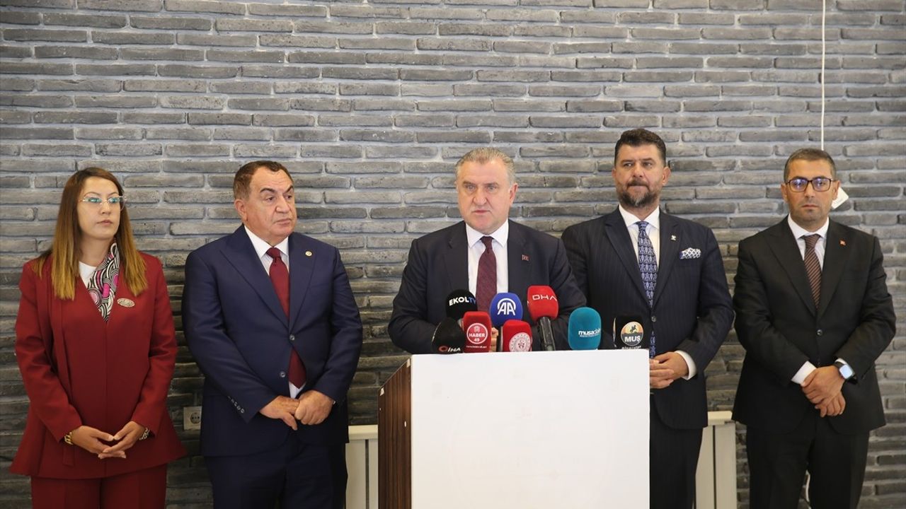 Gençlik ve Spor Bakanı Osman Aşkın Bak: Terörsüz Türkiye Vizyonu için herkese görev düşüyor