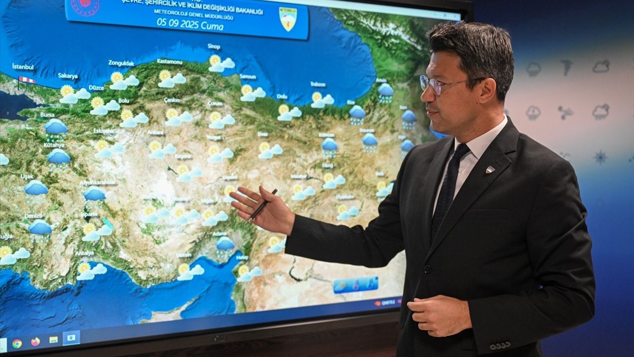 Hafta Sonu Yurdun Büyük Kesiminde Yağış Bekleniyor; Sıcaklıklar Mevsim Normallerine Yakın Seyredecek