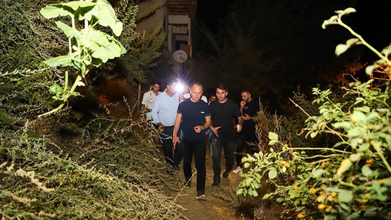 Hakkari Şemdinli'de orman yangınına çok kurumlu müdahale sürüyor