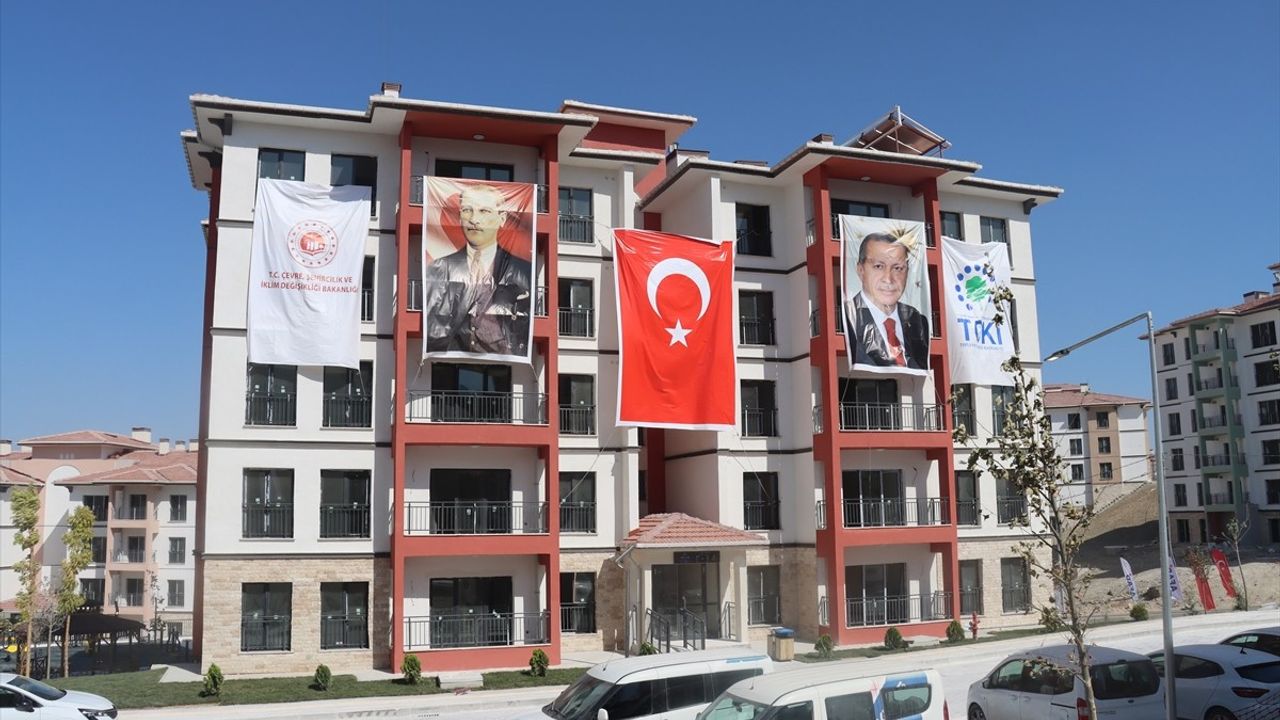 Hatay'da 16 bin 993 deprem konutu ve 1355 iş yerinin hak sahipleri belirlendi