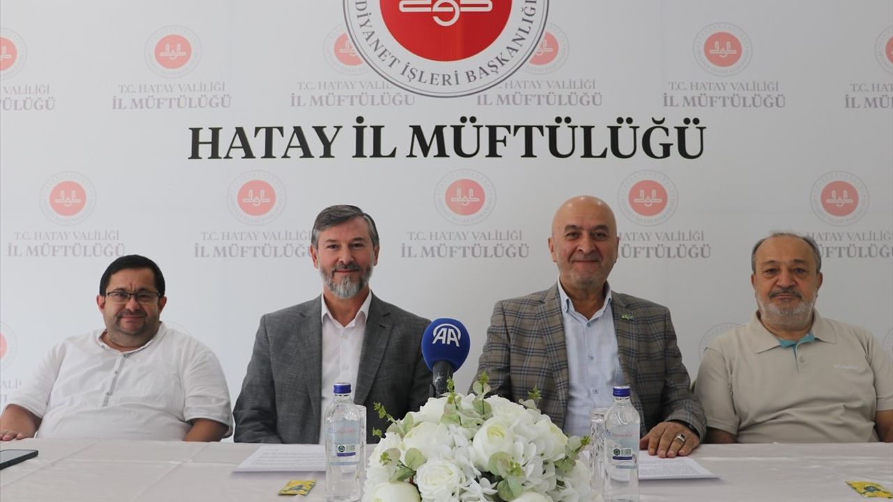 Hatay'da 50 depremzede çift için toplu düğün ve çeyiz desteği başlatıldı