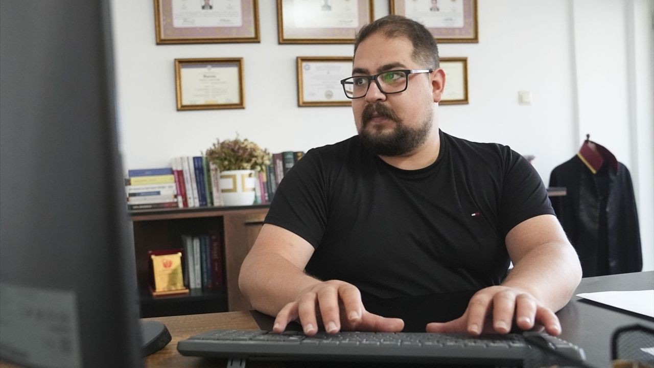 Hukukçu: Karayolları Trafik Kanunu motosikletleri de kapsayacak şekilde yenilenmeli