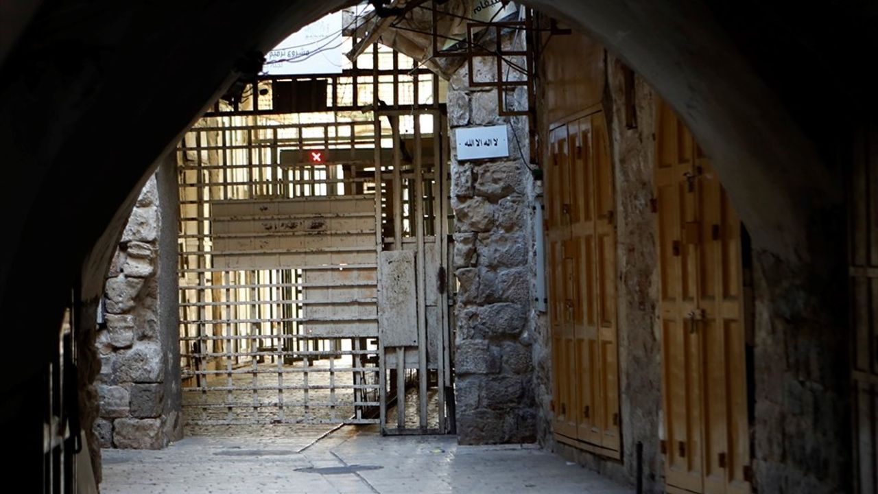 İsrail, El Halil'deki Harem-i İbrahim Camisi'ni Roş Haşana gerekçesiyle kapattı