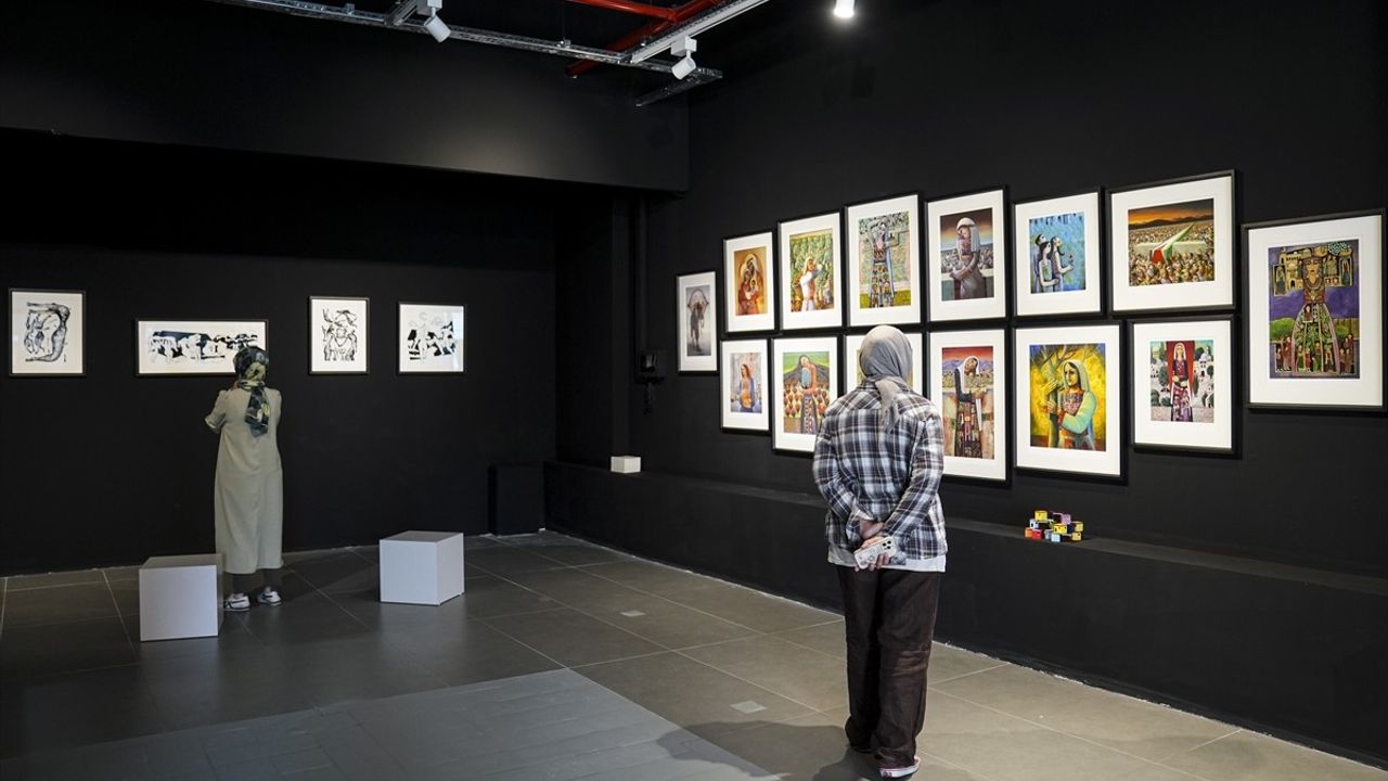 İstanbul'da 'Hala Yaşıyorum' sergisi: Filistinli sanatçılar Polat Piyalepaşa Çarşı'da buluştu