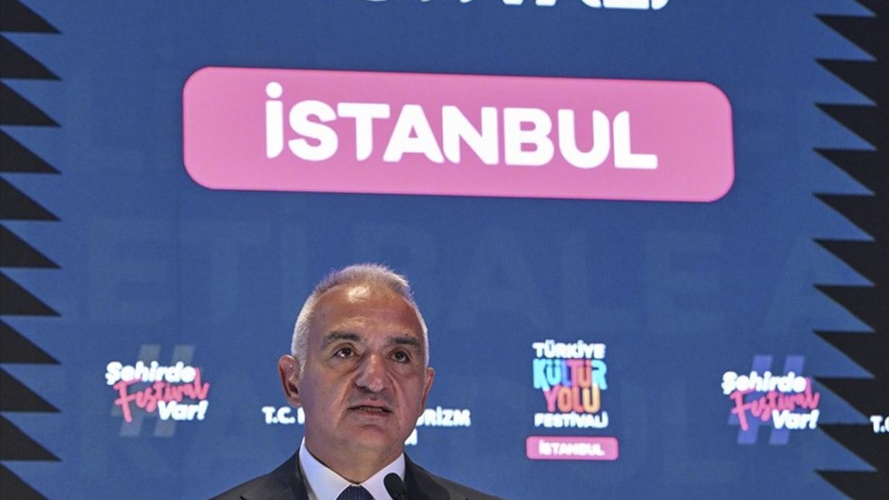 İstanbul Kültür Yolu Festivali'nin galası AKM'de gerçekleştirildi