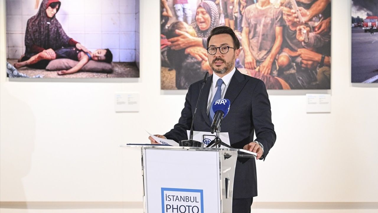 İstanbul Photo Awards 2025 ikinci sergisi için resmi davet Dolmabahçe'de yapıldı