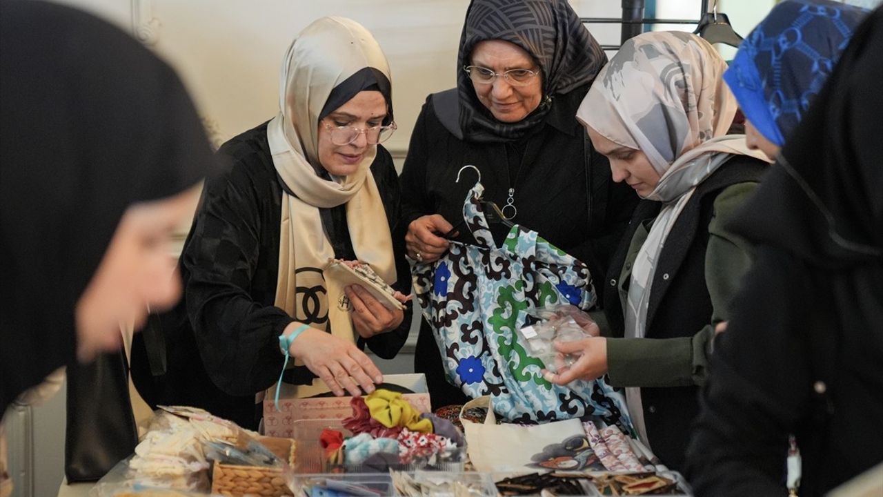 İyilikhane Çocuk Derneği'nin kermesi: Gelir Gazze'ye bağışlanacak