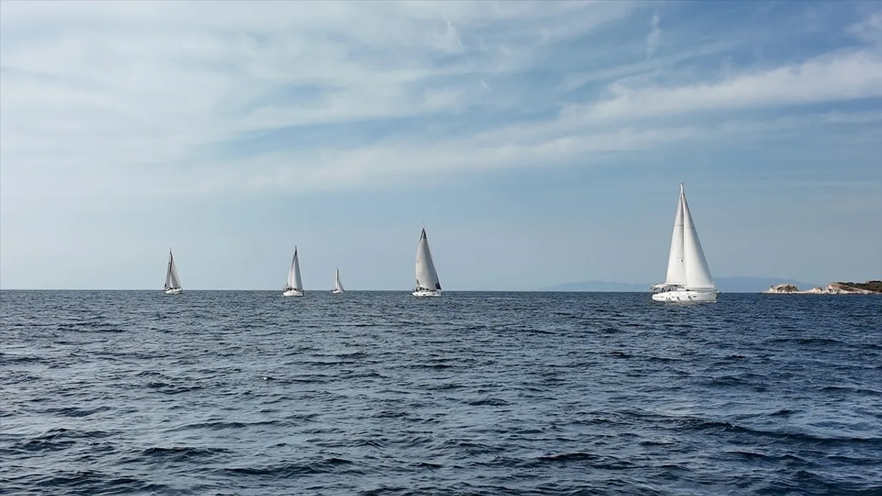 İzmir'de 2. MW Phokaia Uluslararası Yelken Şenliği düzenlendi