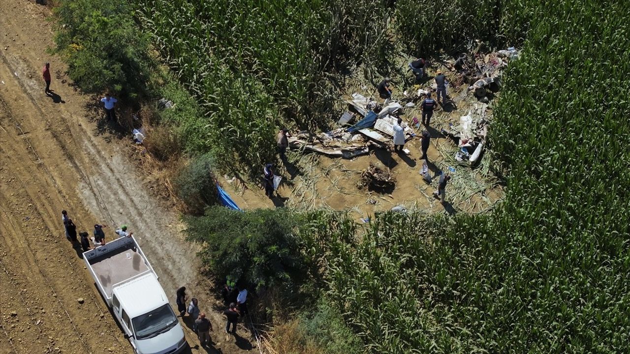 İzmir'de eğitim uçağı kazasında yaşamını yitiren pilot Berfu Hatipoğlu defnedildi