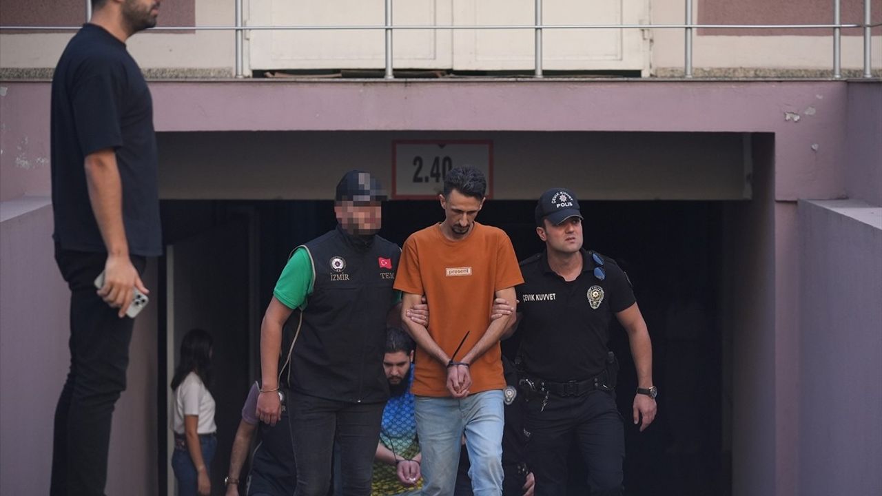 İzmir'de polis merkezine silahlı saldırı: Saldırgan ve 6 şüpheli tutuklandı; 4 kişi adli kontrolle serbest