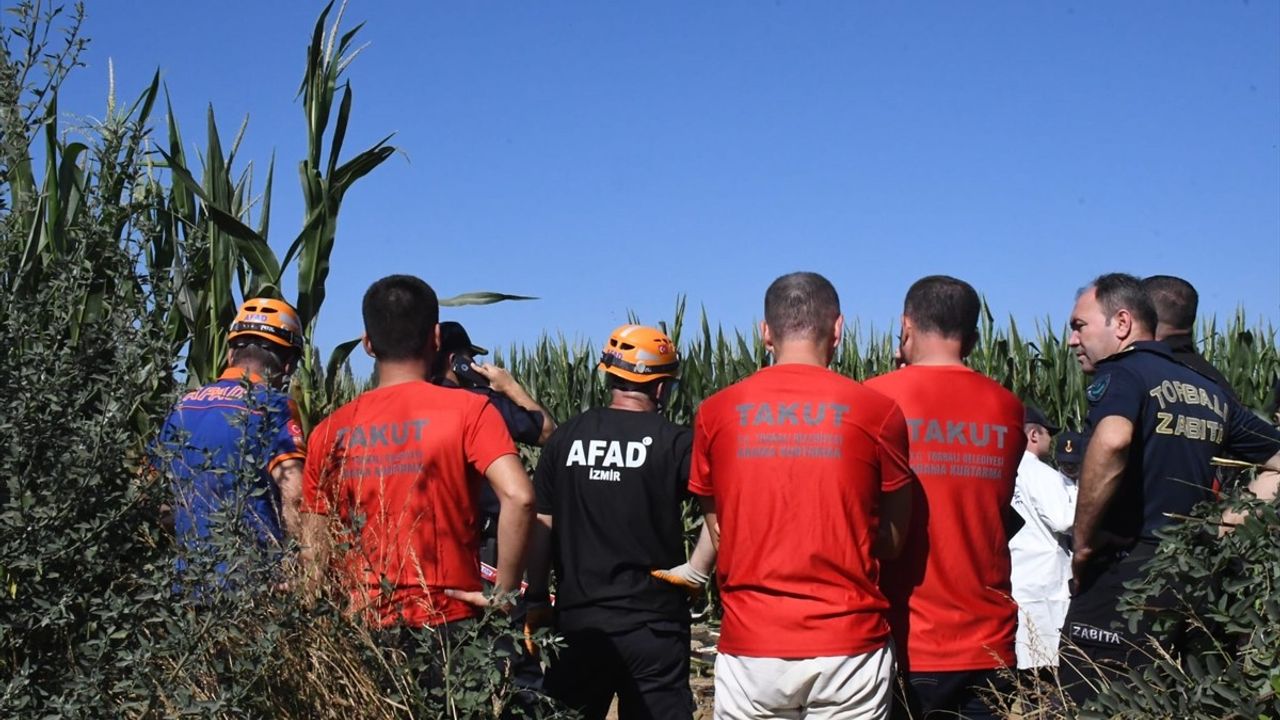 İzmir Torbalı'da eğitim uçağı düştü: Pilot Berfu Hatipoğlu hayatını kaybetti