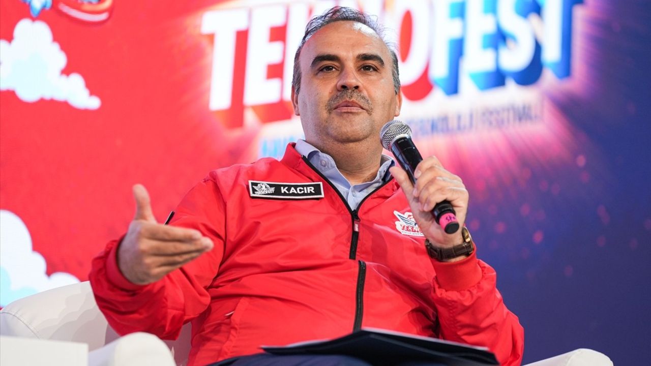 Kacır: Nükleer ve Yenilenebilir Enerji Türkiye'nin Enerji Bağımsızlığı İçin Kritik