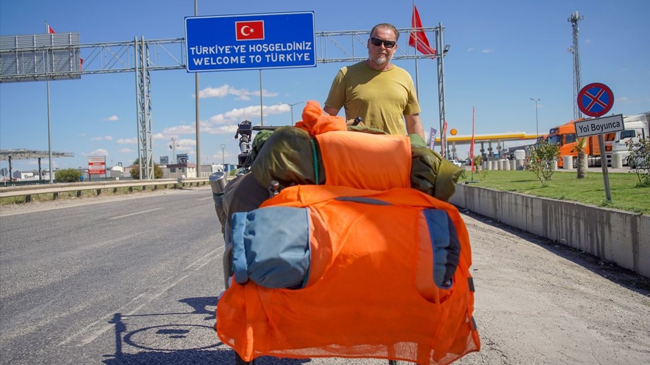 Karl Bushby Avrupa Etabına Başladı: Türkiye'den Geçişte Misafirperverlikten Etkilendi