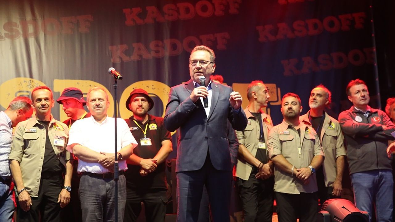 Kastamonu'da 3 Gün Sürecek Kamp ve Offroad Festivali Uzunyazı'da Başladı