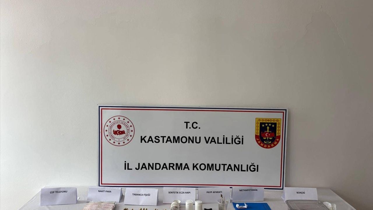 Kastamonu'da uyuşturucu operasyonunda 5 zanlı tutuklandı