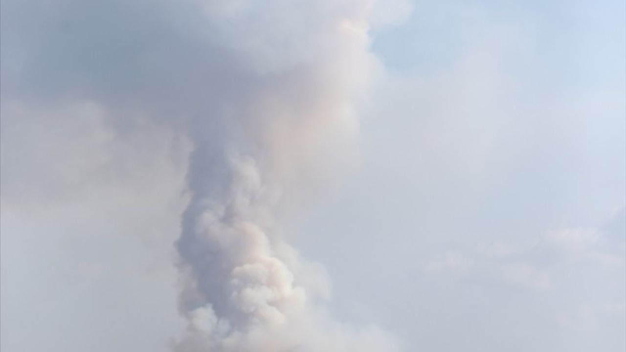 Kastamonu-Karabük sınırında ikinci orman yangınına havadan ve karadan müdahale ediliyor