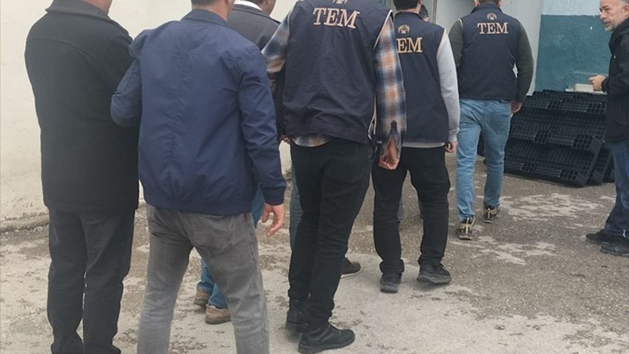 Kastamonu merkezli operasyon: 8 firari FETÖ hükümlüsü yakalandı