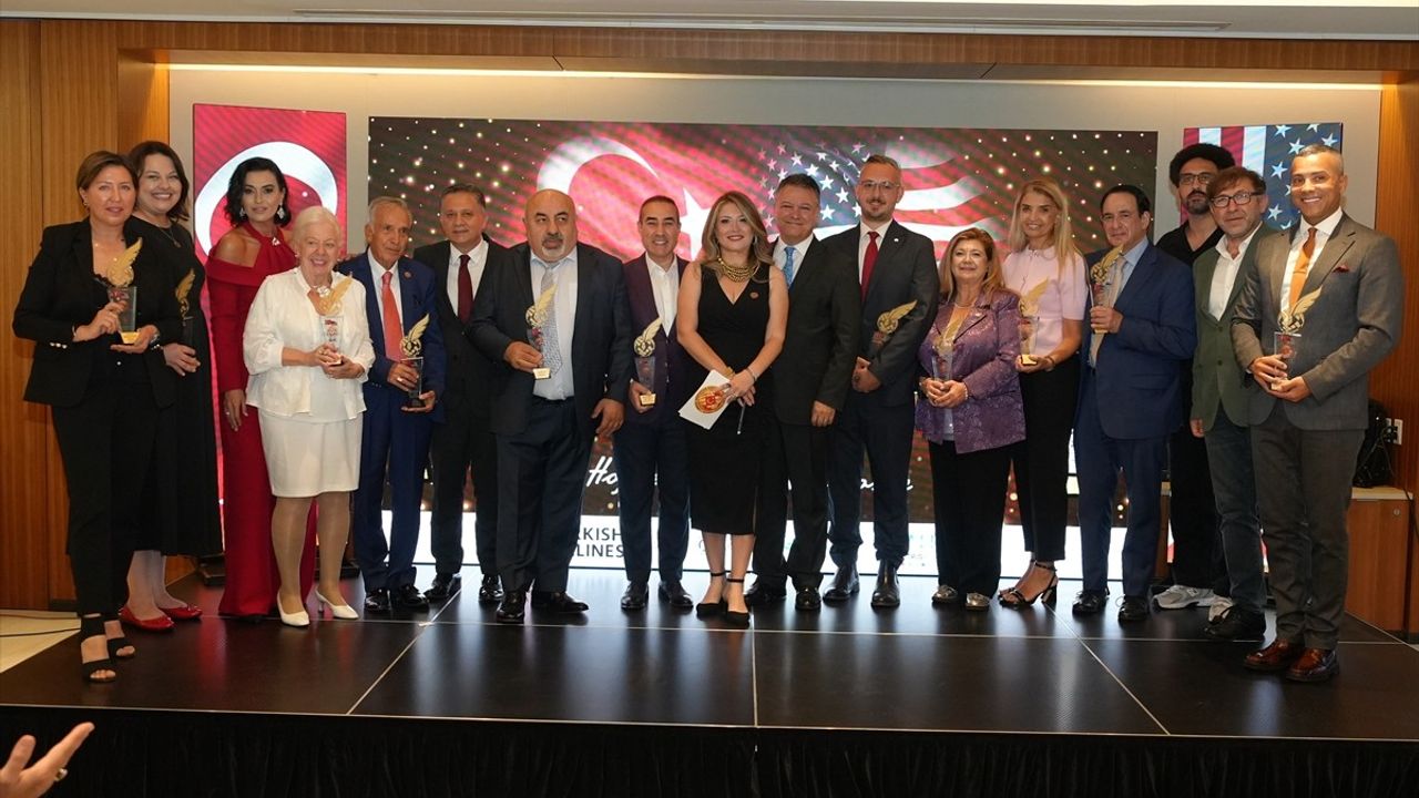 KGK'nin Uluslararası Medya Dostluk Ödülleri New York'ta: Şerife Çetin ve Mustafa Bassim ödüle layık görüldü