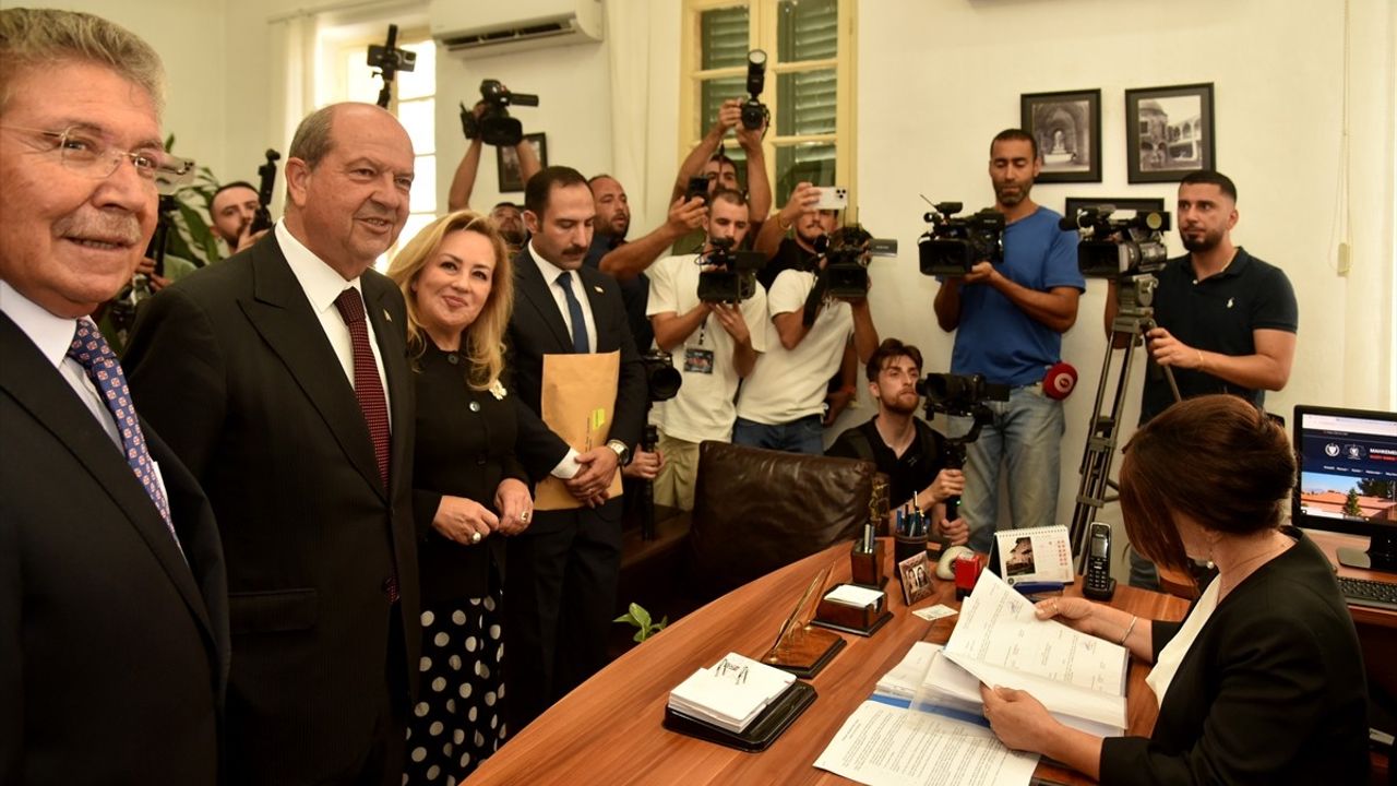 KKTC Cumhurbaşkanlığı Seçimleri: 8 Aday Yüksek Seçim Kuruluna Başvurdu