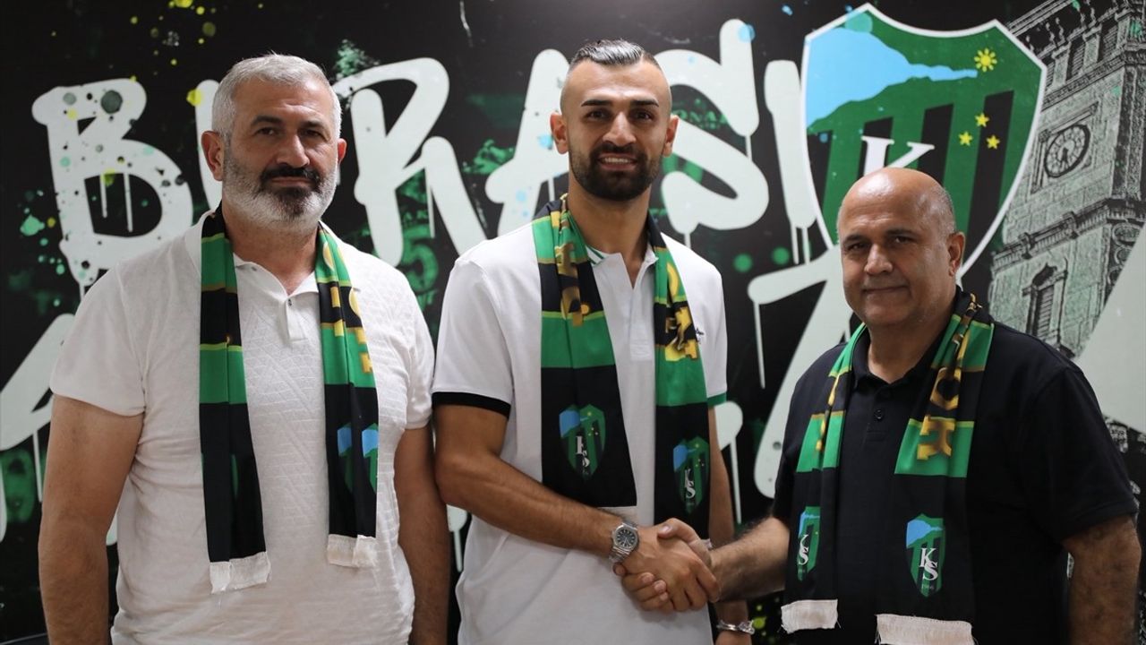 Kocaelispor, Serdar Dursun ile 1 yıllık sözleşme imzaladı