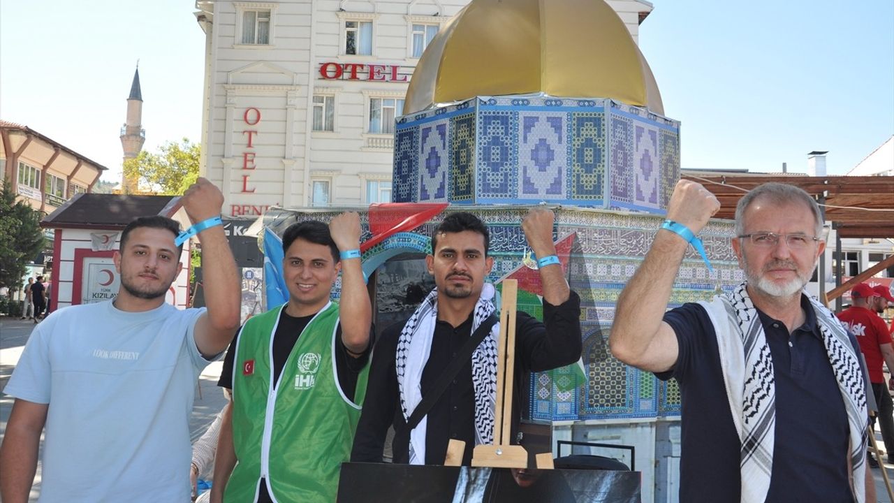 Kütahya'da 'Mavi Kurdele' Etkinliğiyle Küresel Sumud Filosu'na Destek