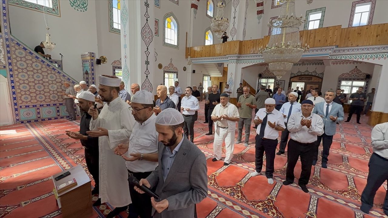 Kütahya Domaniç'te Hayme Ana için mevlit okutuldu: 744. Anma ve Göç Şenlikleri öncesi anma programı