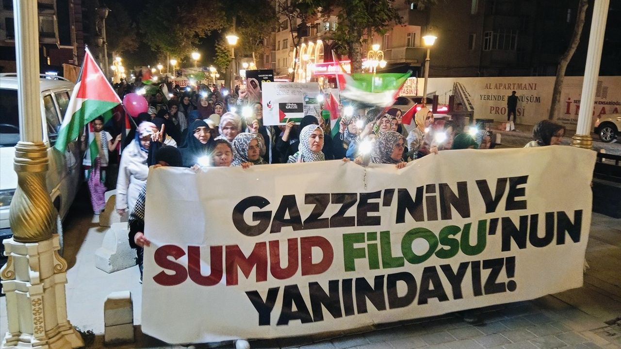 Malatya'da Gazze'ye Destek Yürüyüşü: Katılımcılar İnsani Yardım Koridoru Talep Etti