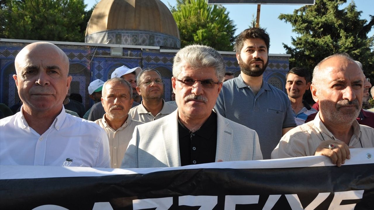 Mardin'de Filistin ve Küresel Sumud Filosu'na Destek: STK'lar Bir Araya Geldi