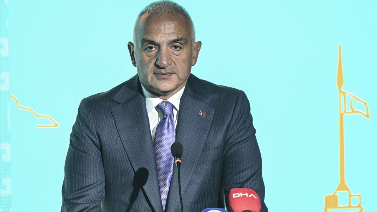 Mehmet Nuri Ersoy Spotify Music Forward'da telif hakları ve Türk müziğinin küresel görünürlüğünü vurguladı