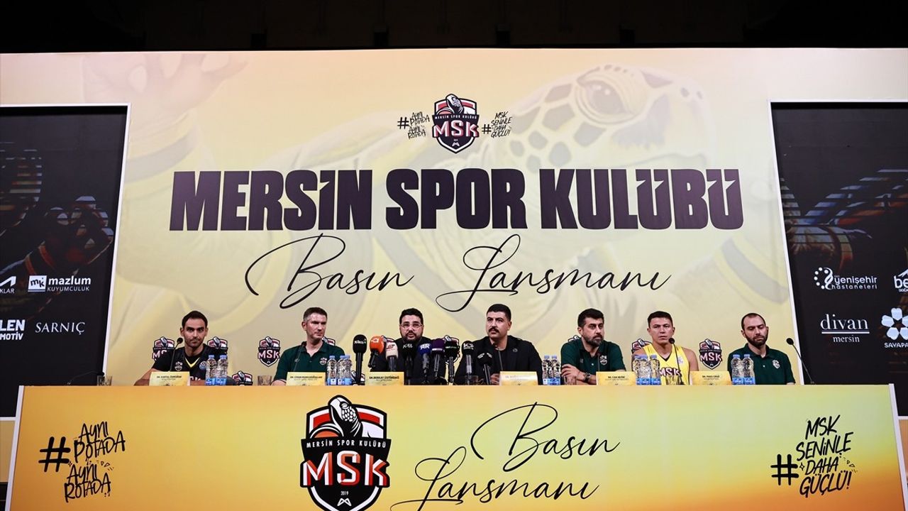 Mersin Spor Kulübü yeni kadrosunu tanıttı; hedef 2-3 yılda dörtlü final