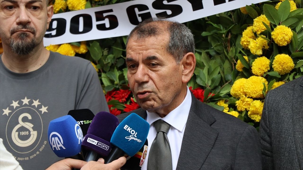 Metin Oktay, vefatının 34. yılında Topkapı Kozlu Mezarlığı'nda anıldı