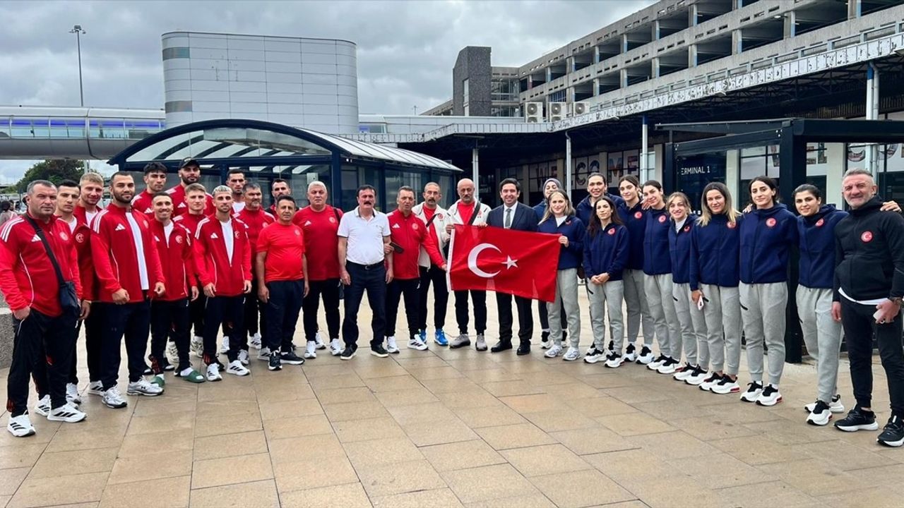 Milli boksörler, 4-14 Eylül Dünya Şampiyonası için Liverpool'a gitti