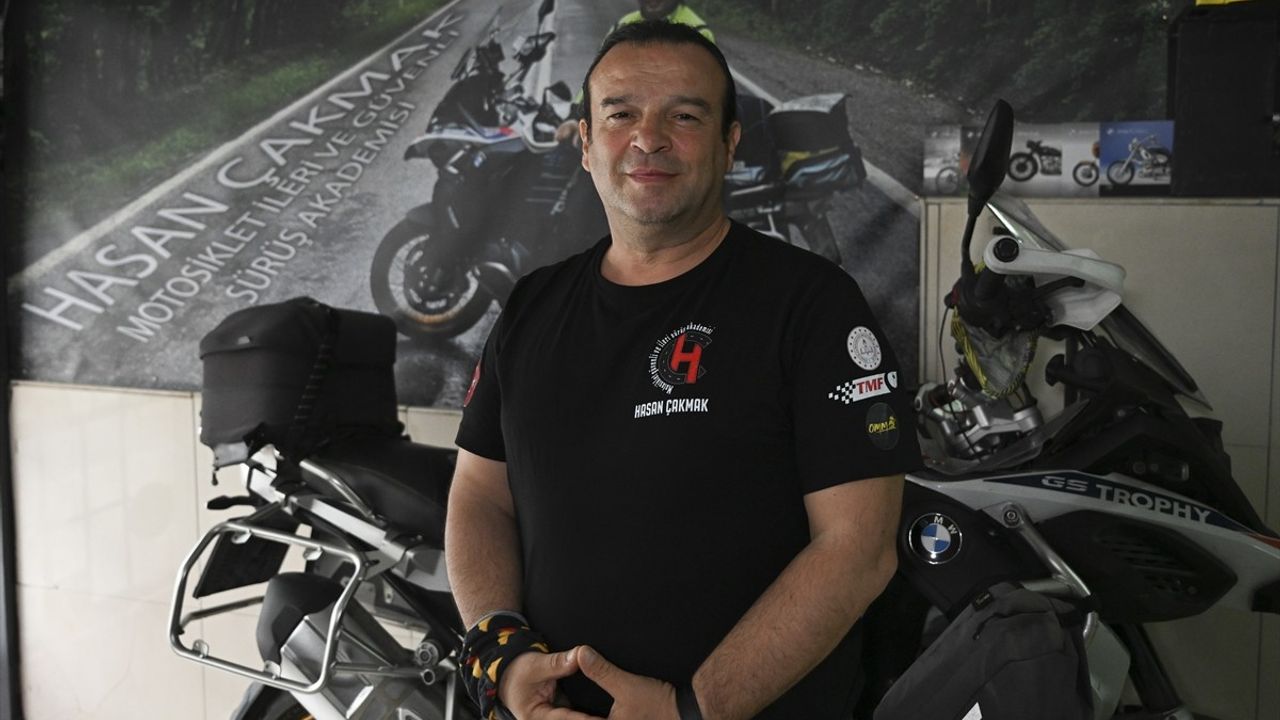 Motosiklet eğitmeninden sürücülere can kurtaran uyarılar: Omuz üstü bakış ve ters kol kuralı