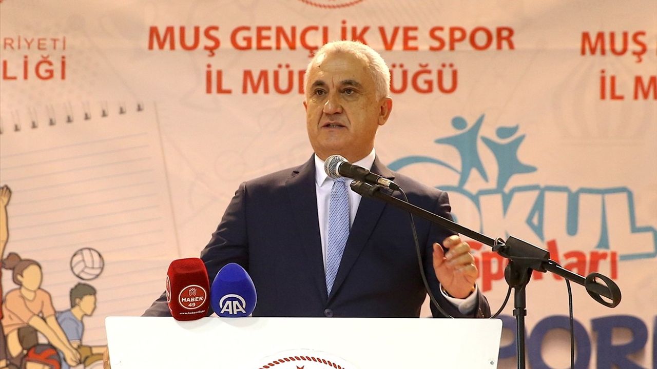 Muş'ta 'Okul Sporları Değerlendirme ve Planlama Toplantısı': Devamsızlıkla Mücadele ve Lisans Artışına Odak