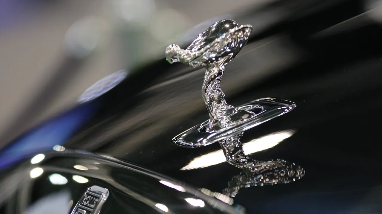 Novi Sad'de 'EV Days' bölgesel fuarı açıldı: 100 firma, 150'den fazla araç sergileniyor