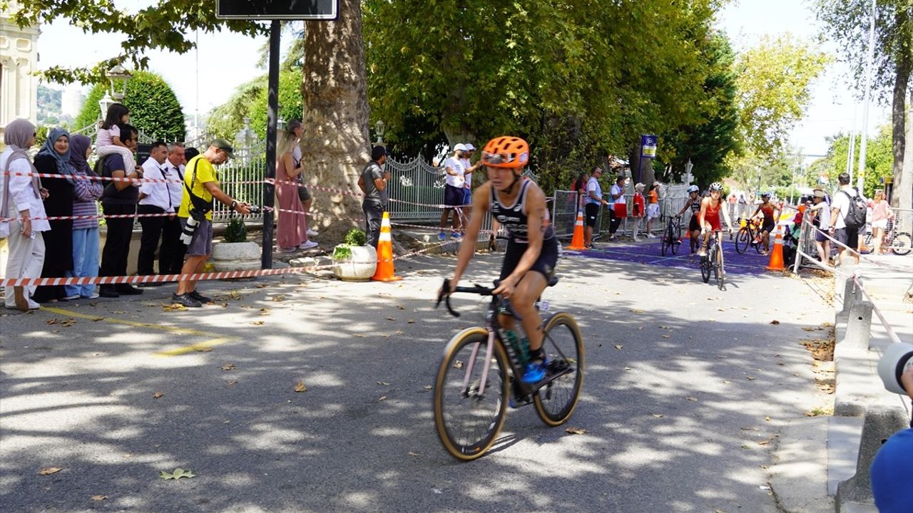 Oral-B Asya ve Avrupa Triatlon Şampiyonası İstanbul'da düzenlendi