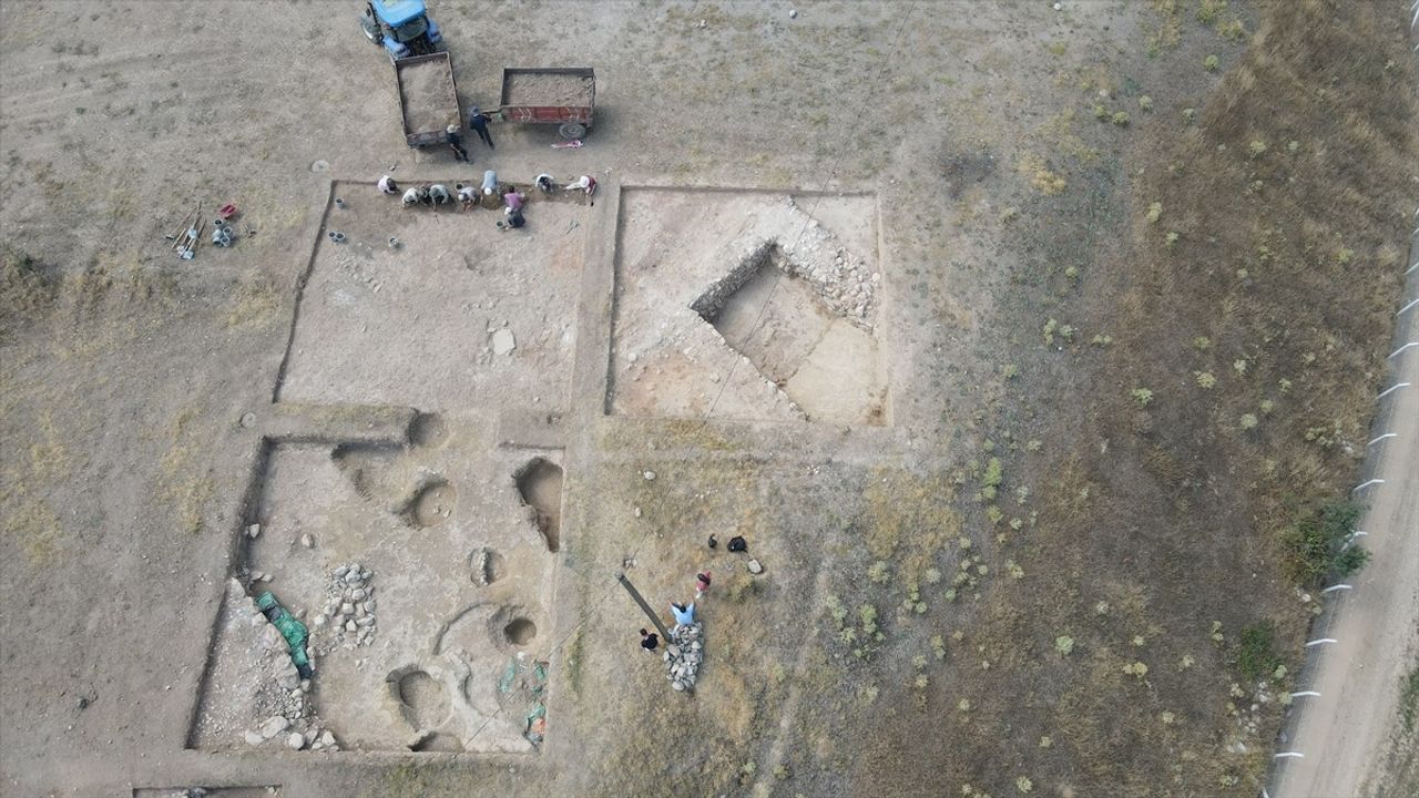 Oymaağaç Höyüğü'nde Kaşkalar'ın İzleri: Nerik'te 20 Yıllık Kazıların Yeni Bulguları