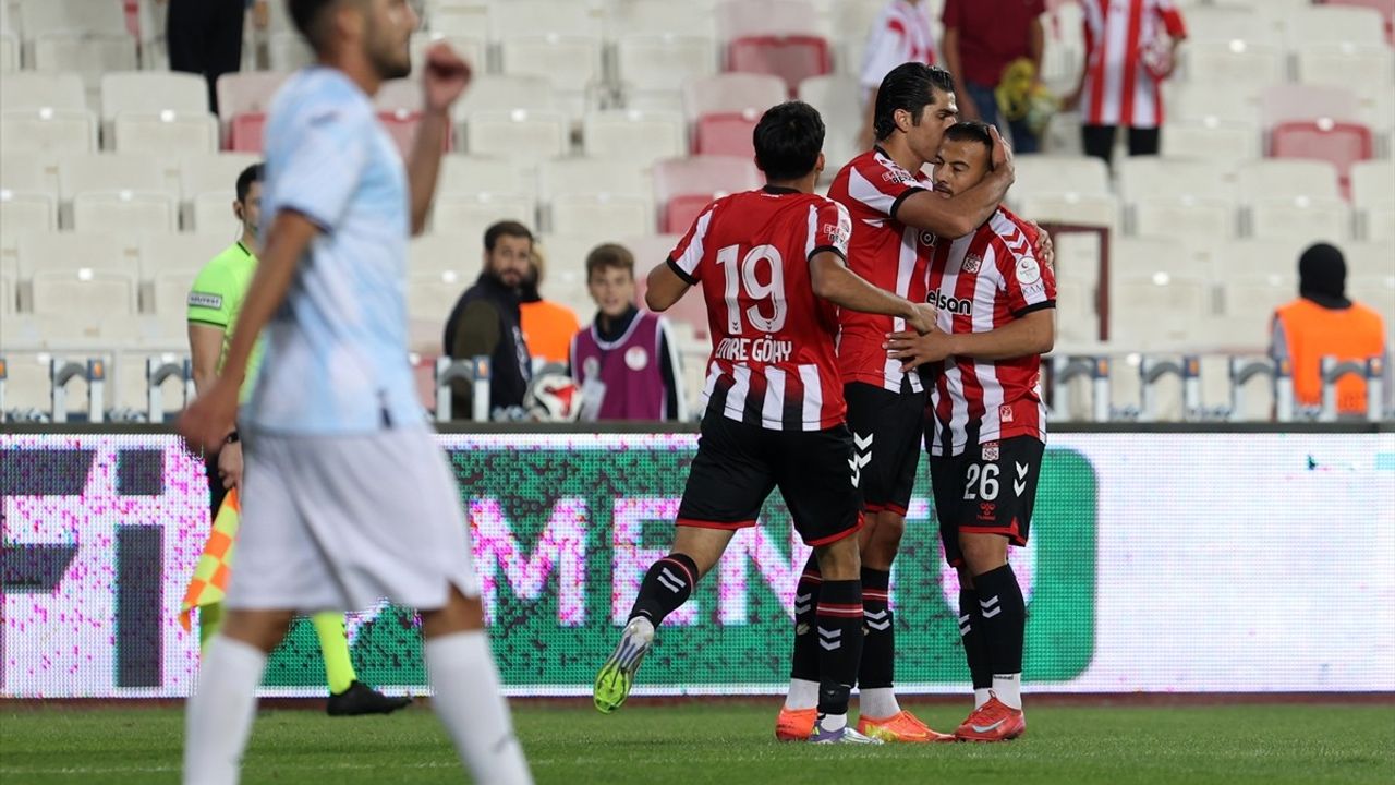 Özbelsan Sivasspor, Adana Demirspor'u 5-0 Yendi — Trendyol 1. Lig 7. Hafta