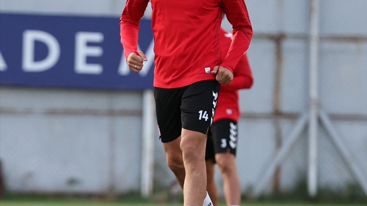 Özbelsan Sivasspor, SMS Grup Sarıyer maçı hazırlıklarına başladı