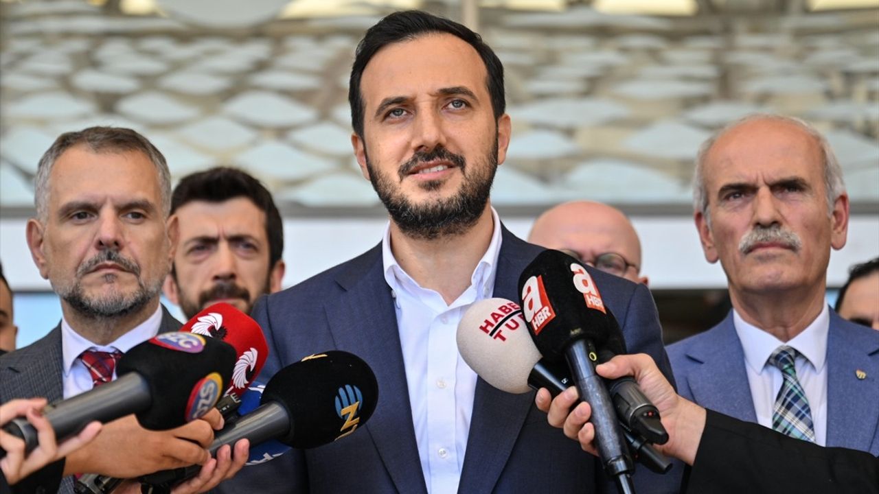 Özdemir: Bayrampaşa'da İbrahim Akın Belediye Başkan Vekili Seçildi; Hukuki Süreç Başlıyor