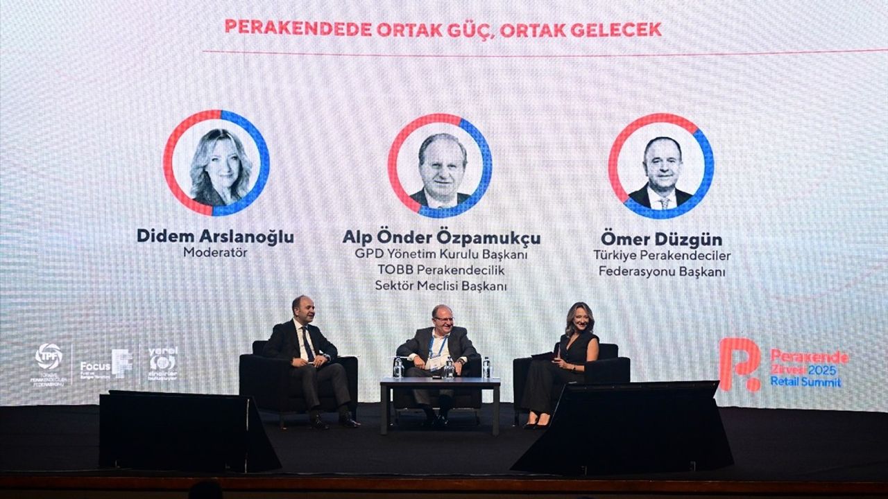 Perakende Zirvesi 2025: Tedarik Zinciri, E-ticaret ve Kooperatifleşme Öne Çıktı