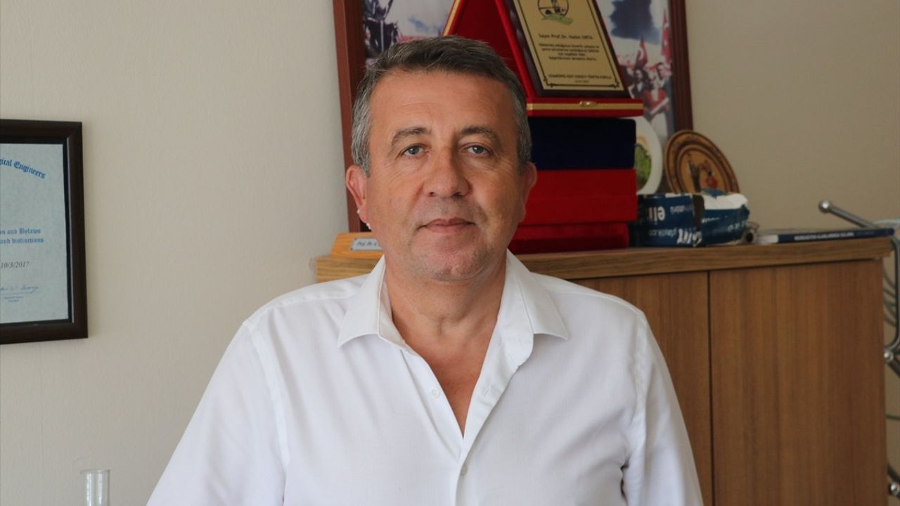 Prof. Dr. Halim Orta: Kuraklıkla Mücadelede Anıza Ekim ve Asgari Toprak İşleme Önerisi