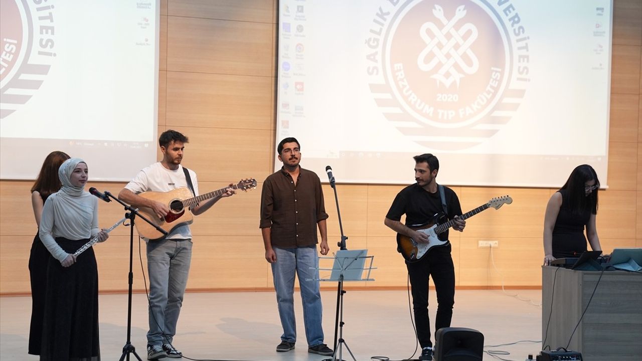 Sağlık Bilimleri Üniversitesi Erzurum Tıp Fakültesi'nde yeni eğitim yılı açıldı; ilk mezunlar bu yıl verilecek