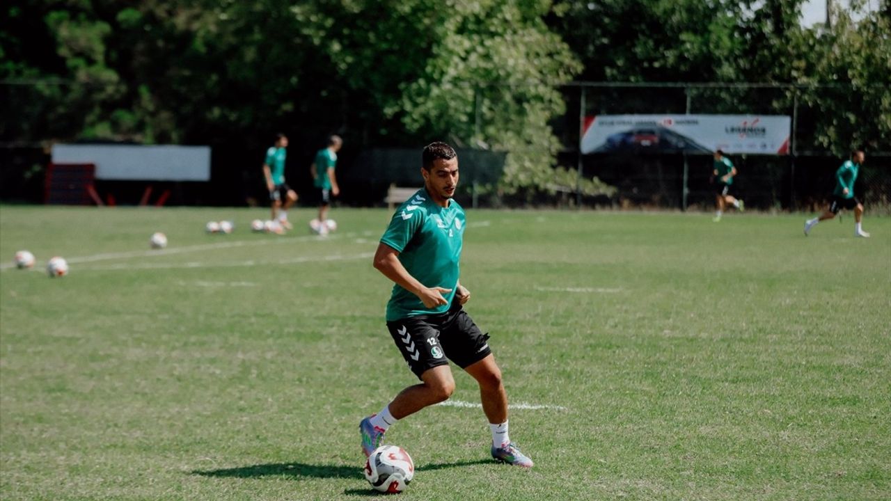 Sakaryaspor, Erzurumspor FK maçı öncesi hazırlıklarını sürdürdü
