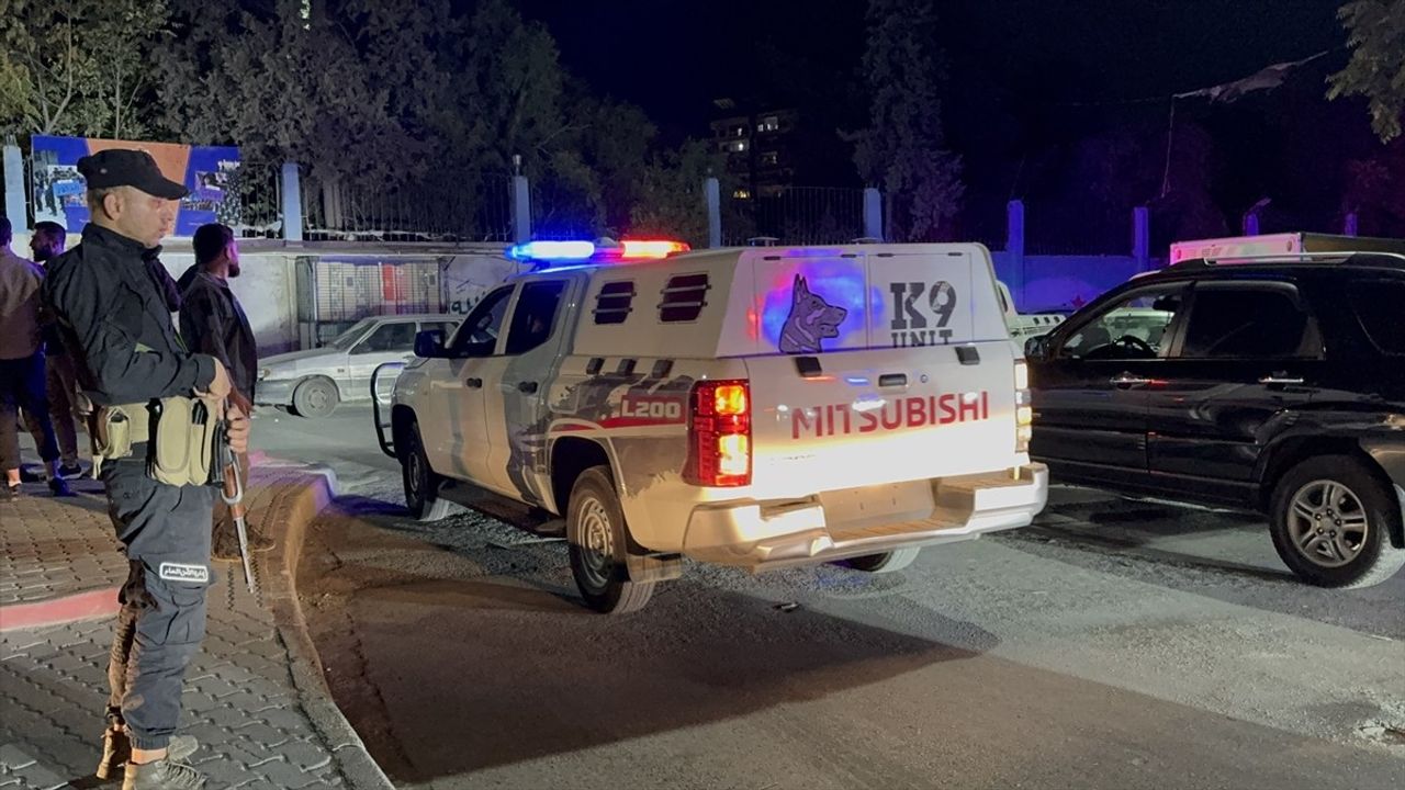 Şam'da araçtaki patlayıcı infilak etti: Mezze 86 Mahallesi'nde 1 kişi yaralandı