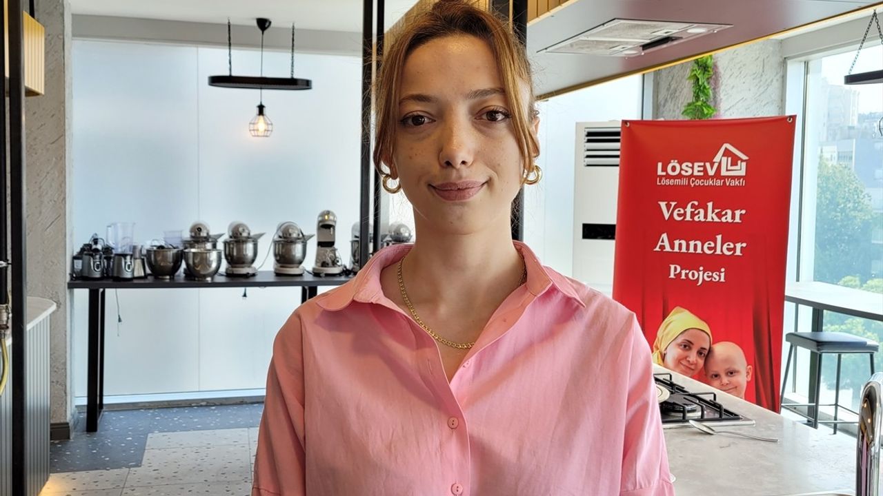 Samsun'da LÖSEV Etkinliği: Lösemili Çocuklar Anneleriyle Pizza Yaptı