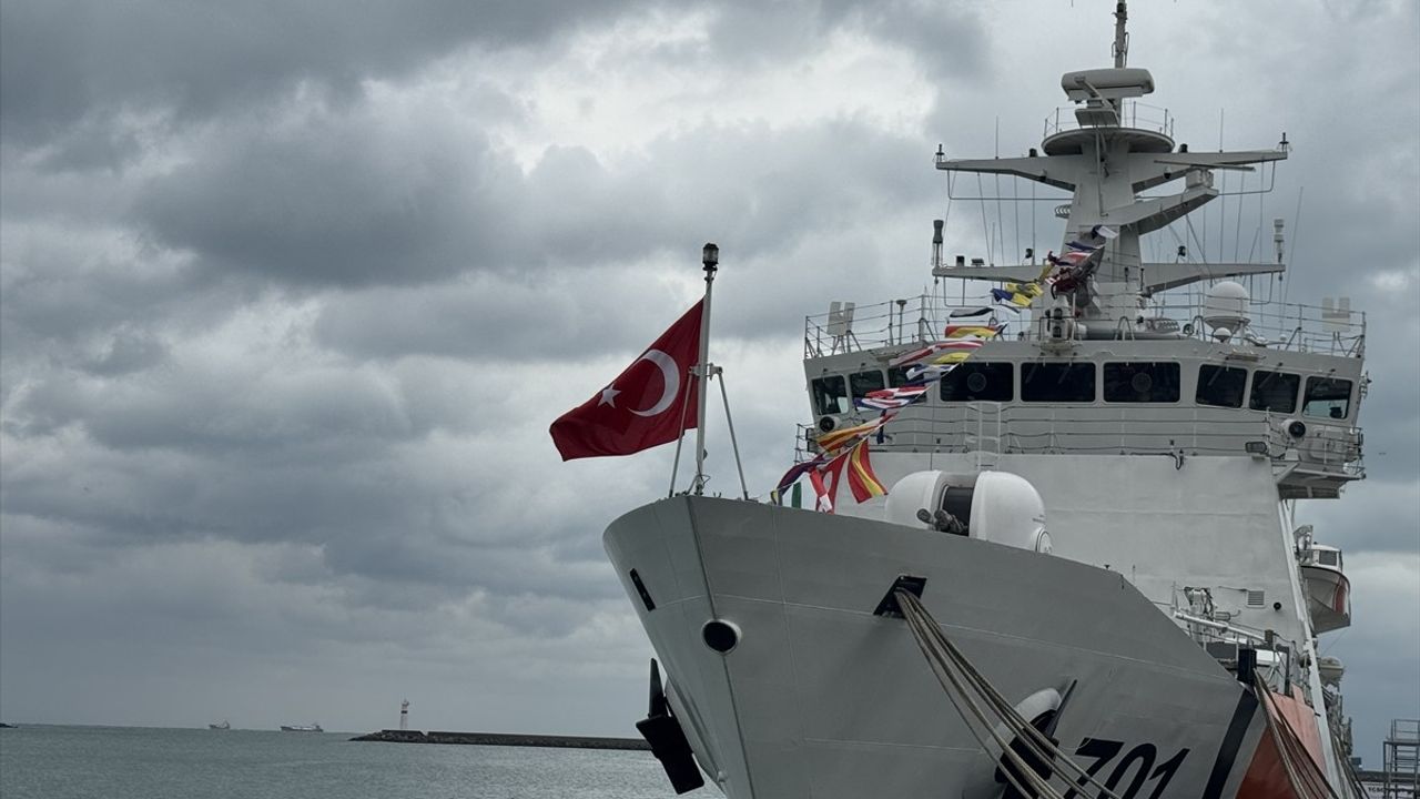 Samsun'da TCSG-Dost Gemisi 19 Eylül Gaziler Günü'nde Ziyarete Açıldı